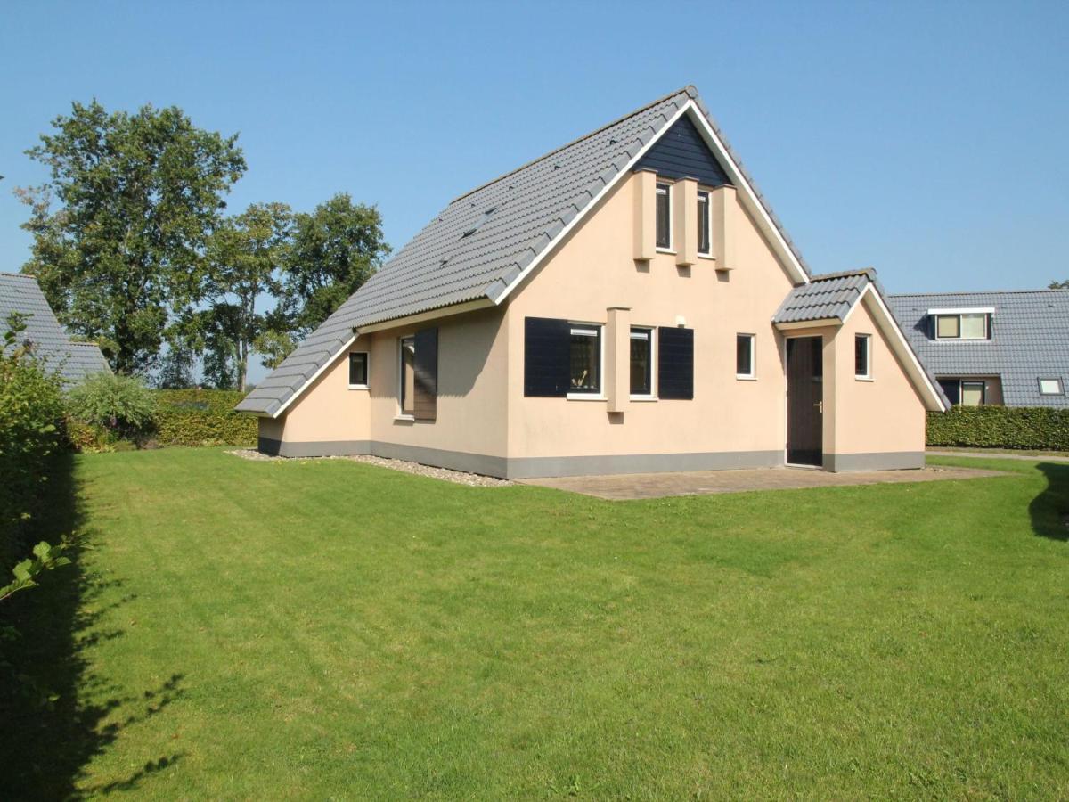 Serene Holiday Home In Gaasterl N Sleat Сондел Екстер'єр фото